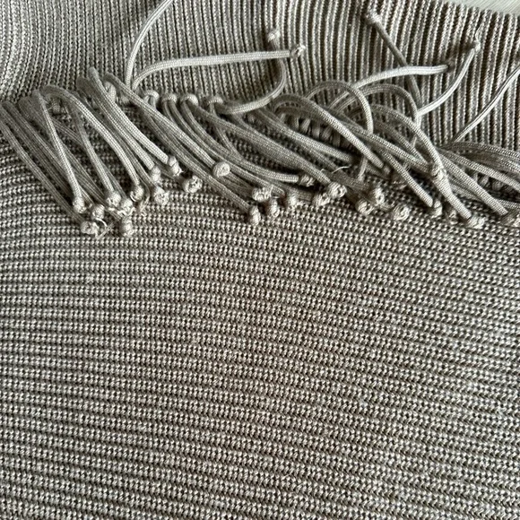 BCBGMaxazria Tan Camel Brown Knitted Fringe Asymmetrical Western Poncho - Picture 4 of 5